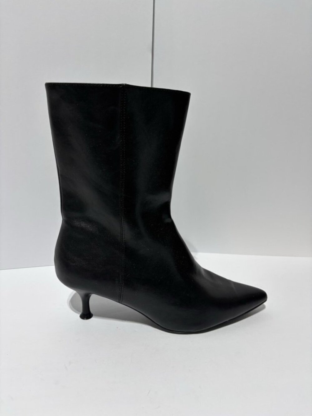 Rachel Zoe Women’s Zoey, Black Zip Ankle Booties, Size 9.5 M
